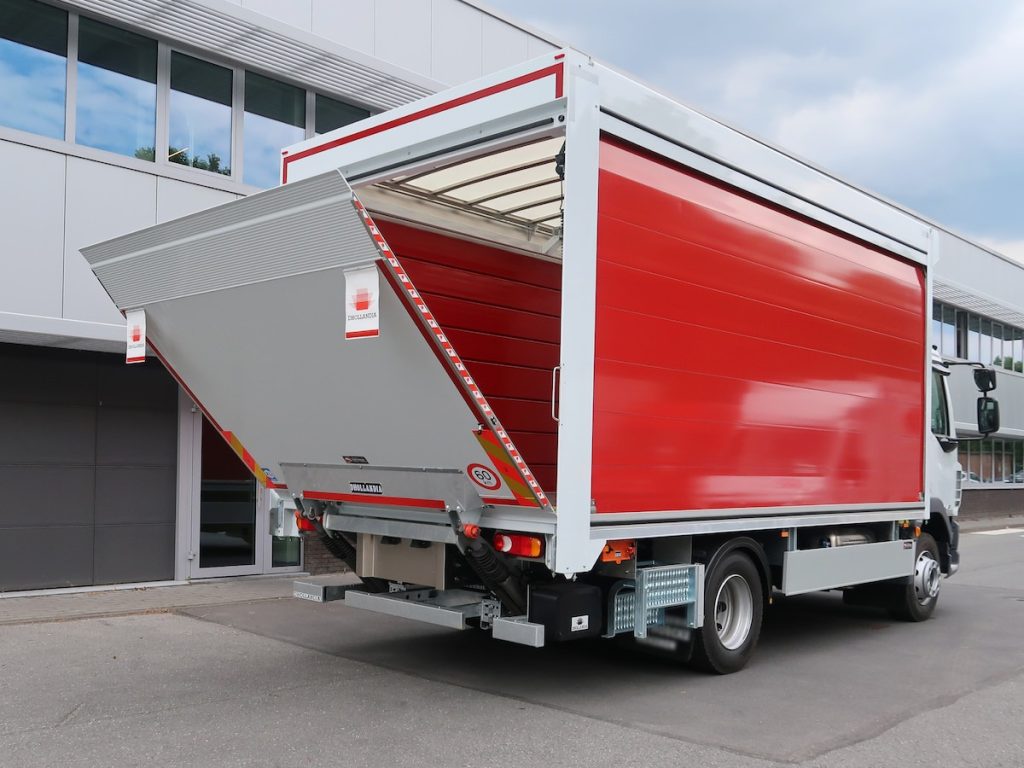 cantilever tail lift